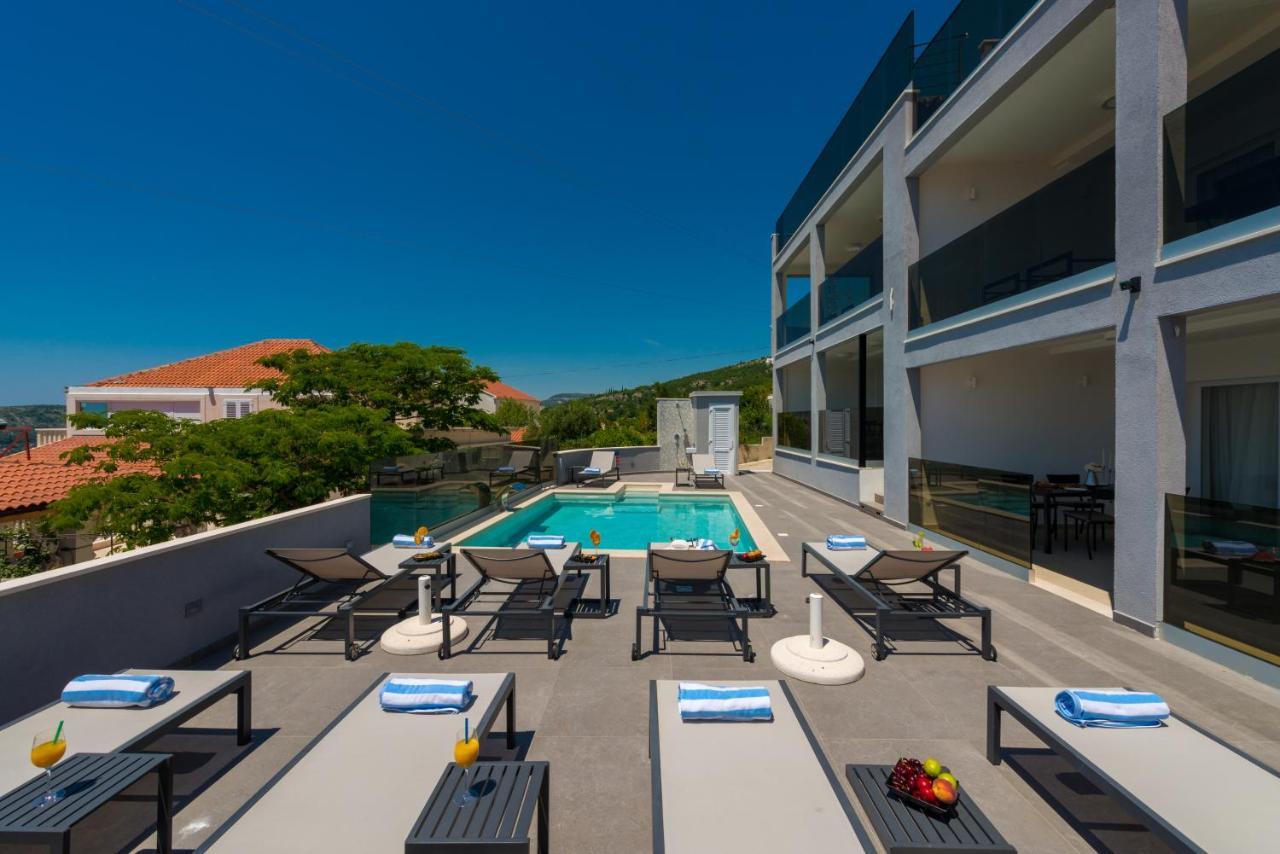 Apartments Villa Poco Loco Mlini Luaran gambar