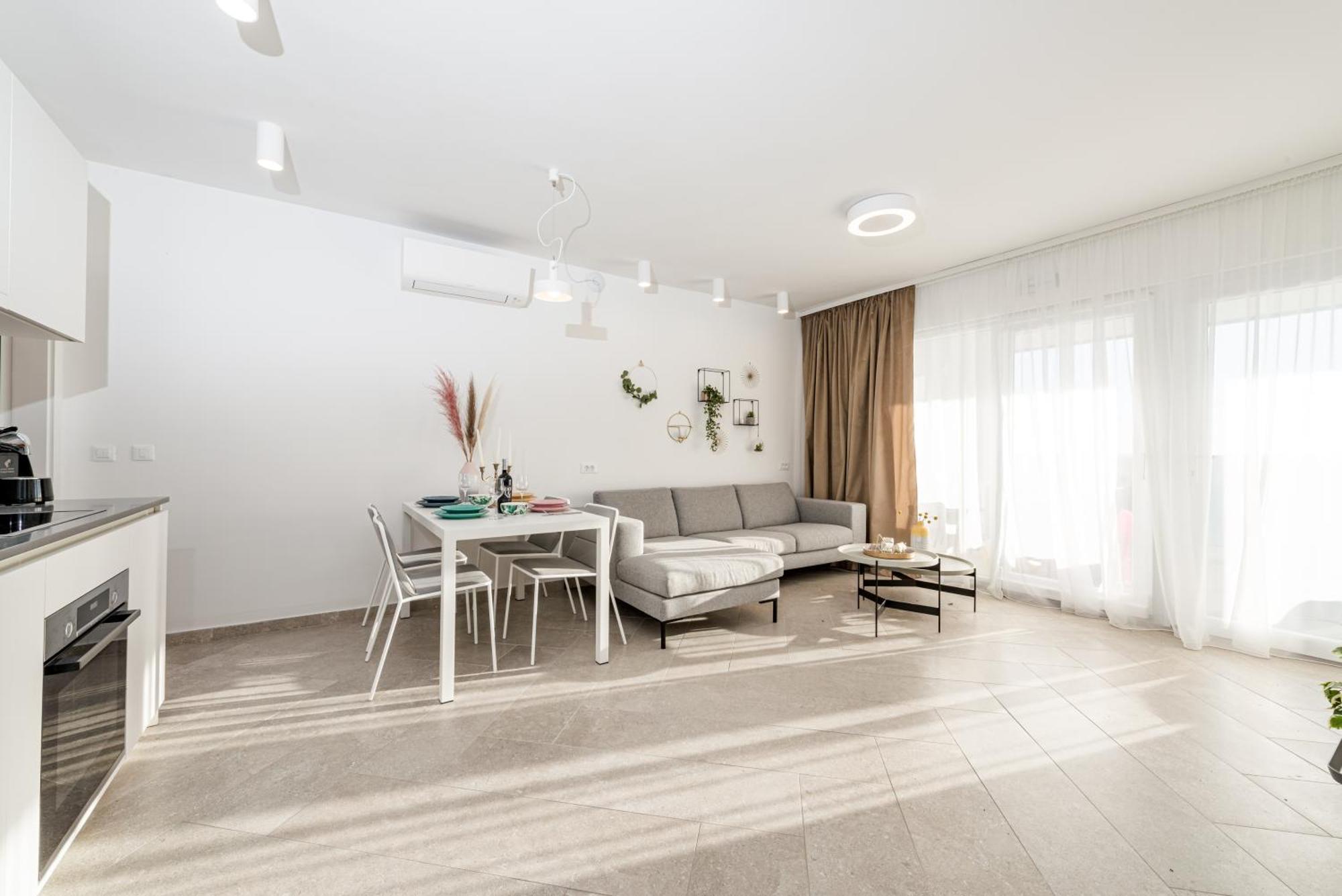 Apartments Villa Poco Loco Mlini Bilik gambar